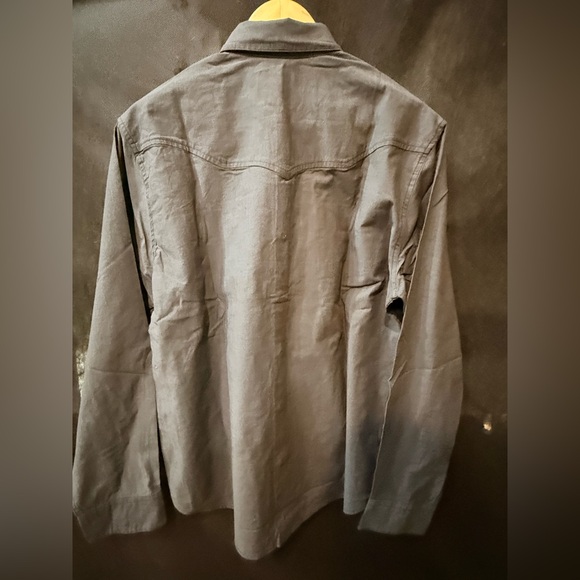 Howler Brothers - “Waxing Culebra”Charcoal Embroidered Shirt - Medium - NWT - Picture 7 of 7
